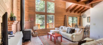 Northwoods Hangout | Near Tahoe Donner