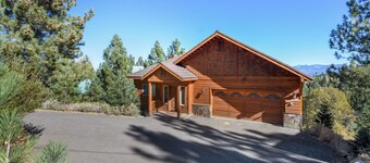 Hilltop Hideaway w/ Game Room & Forest Views!