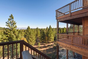 Property grounds - Hilltop Hideaway w/ Game Room & Forest Views! (Truckee)