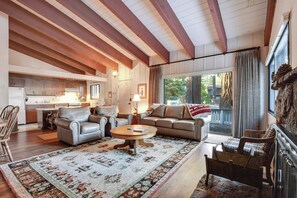 Televisio, takka, DVD-soitin, stereot