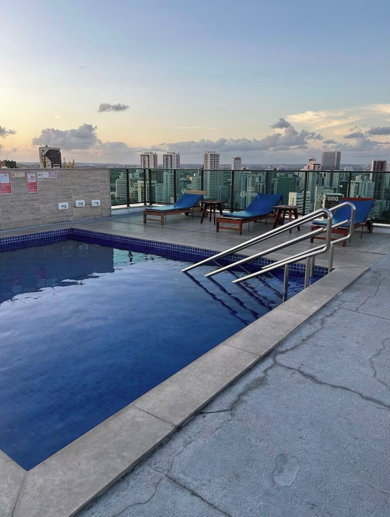 Piscina externa, piscina aquecida