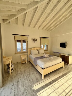 Habitación superior | Sábanas de algodón egipcio, ropa de cama de alta calidad, caja fuerte