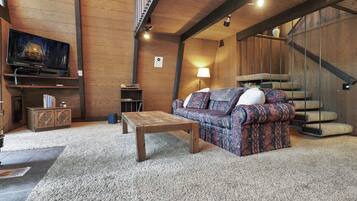 TV, fireplace, offices