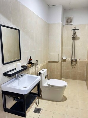 Towels, soap, toilet paper - Ruby Home  (Ho Chi Minh City)