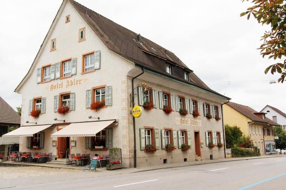 Hotel Adler