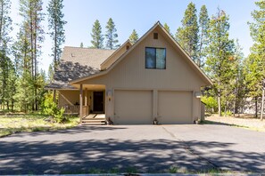 Exterior - JACK01 - Family Friendly Sunriver Getaway (Sunriver)