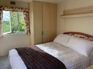 2 chambres, bureau, Wi-Fi gratuit, draps fournis