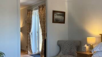 1 chambre, bureau, Wi-Fi gratuit, draps fournis