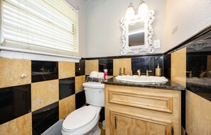 Towels, toilet paper