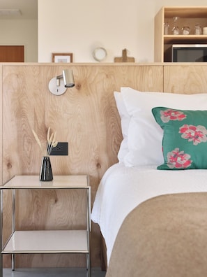 Wifi gratis y ropa de cama 