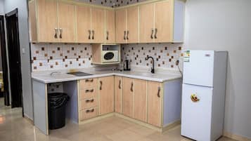 Apartment, 1 Bedroom | Private kitchen