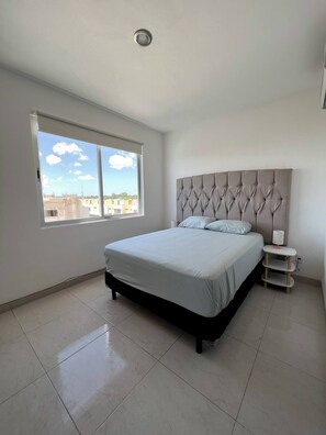 3 habitaciones, tabla de planchar con plancha y wifi gratis 