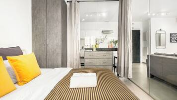 2 bedrooms, WiFi, bed sheets