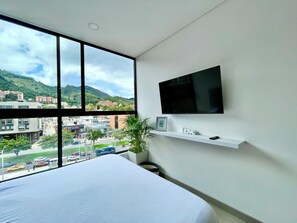 1 habitación, tabla de planchar con plancha, wifi gratis y ropa de cama 