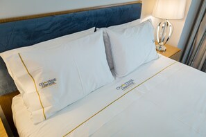 1 dormitorio y ropa de cama