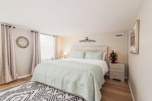 2 bedrooms, iron/ironing board, WiFi, wheelchair access