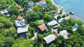 Exterior - Casa Nirvana Apartment @ Turtle Beach, West Bay Rd (Roatán)
