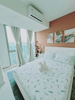 2 室のベッドルーム、WiFi (無料)、ベッドシーツ