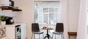 Amoureux Suite at Baetje Farms