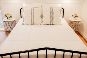 1 bedroom - Amoureux Suite at Baetje Farms (Bloomsdale)