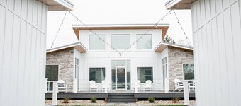 Bloomsdale Suite at Baetje Farms