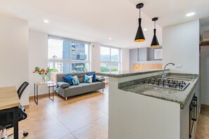 開放式客房 | 私人廚房 | 電冰箱、微波爐、爐台、鍋具/餐盤/廚房用品