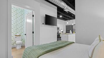 1 bedroom, iron/ironing board, WiFi, bed sheets