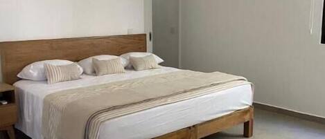 2 chambres, bureau, fer et planche à repasser, Wi-Fi