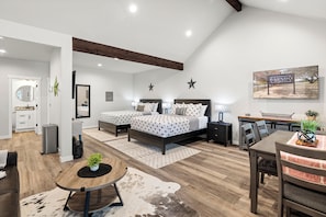 10 bedrooms, desk, iron/ironing board, free WiFi
