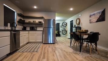 #8, Boujee Bike Suite | Interior