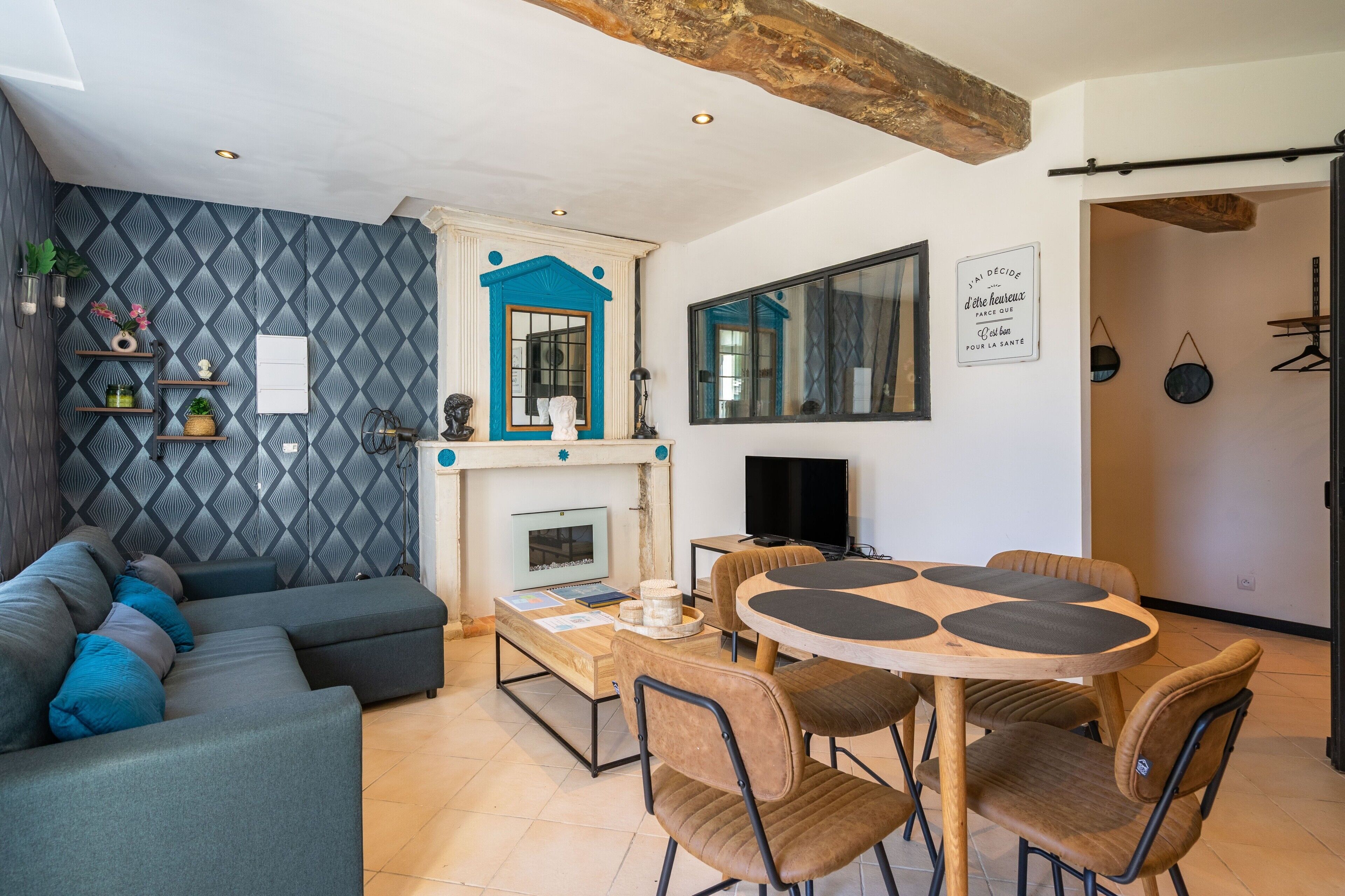 TV, fireplace, video games, DVD player