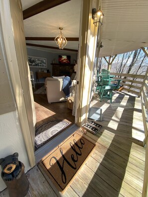 Interior - Sugar's Edge Luxury Mountain Treehouse (Sugar Mountain)