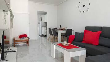 House, 2 Bedrooms, Accessible, Patio | Ruang tamu