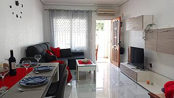 Rumah, 2 kamar tidur, akses difabel, patio | Ruang keluarga