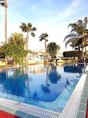 House, 2 Bedrooms, Patio, City View | Pool | Outdoor pool - Bungalow Near the Beach in Torrevieja, Aguas Nuevas (Torrevieja)
