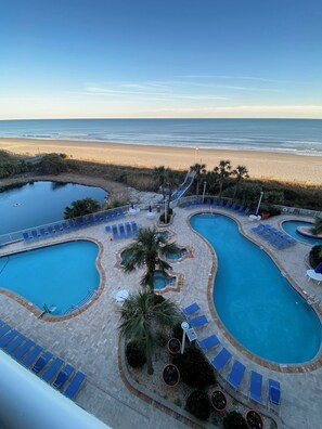 Indendørs pool, udendørs pool