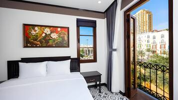 Luksus-dobbeltværelse - 1 kingsize-seng - balkon | Gratis produkter i minibaren, skrivebord, gratis Wi-Fi, sengetøj