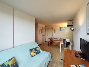 TV - T2 Apartment with pool, tennis & parking - Near the beach - 3/4 pers (Fleury-Saint-Pierre-la-Mer)