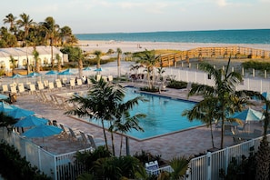 Seasonal outdoor pool -  Sirata St. Pete Beach Resort, Tapestry Collection by Hilton (St. Pete Beach)