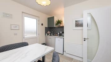 House | Dining