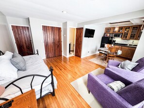 5 habitaciones, wifi gratis y ropa de cama