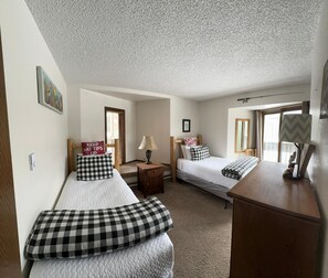 2 habitaciones, wifi gratis y ropa de cama 