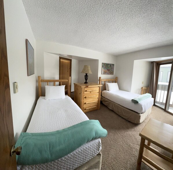 2 bedrooms