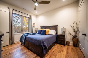 3 habitaciones, tabla de planchar con plancha y wifi gratis
