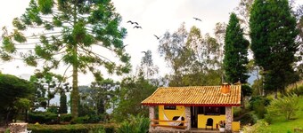Cozy cabin in São Bento do Sapucaí, beautiful view of Pedra do Baú