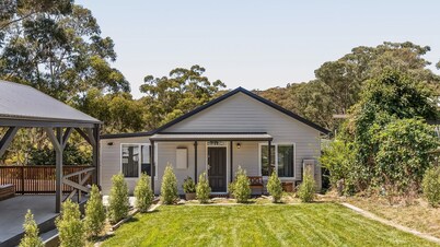 Retreat on Church - 5 bedroom, 5 bathroom haven