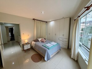 3 chambres, Wi-Fi, draps fournis