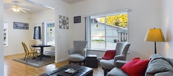 Quirky Cottage with Direct Trail Access