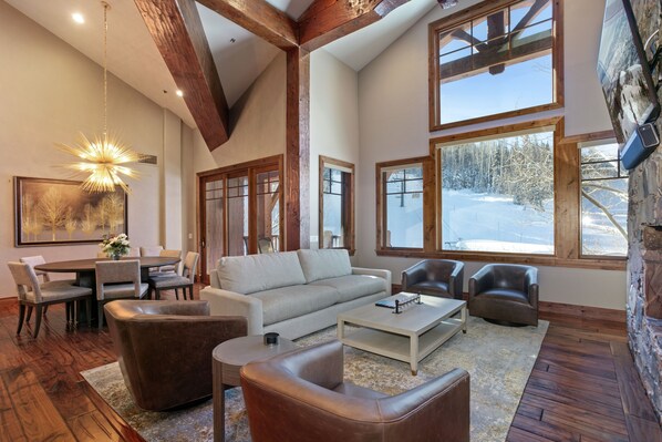 TV, fireplace - NEW! 504 - Five Bedroom Penthouse Grand Lodge (Park City)