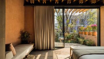 Superior-sviitti, parveke, kaupunkinäköala | 1 makuuhuone, ilmainen Wi-Fi